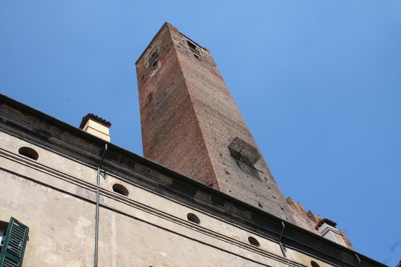 B&B Casa Dei Poeti Mantova Bagian luar foto