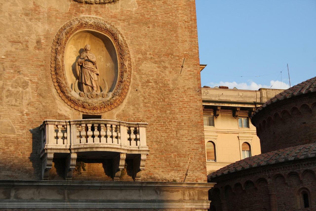 B&B Casa Dei Poeti Mantova Bagian luar foto