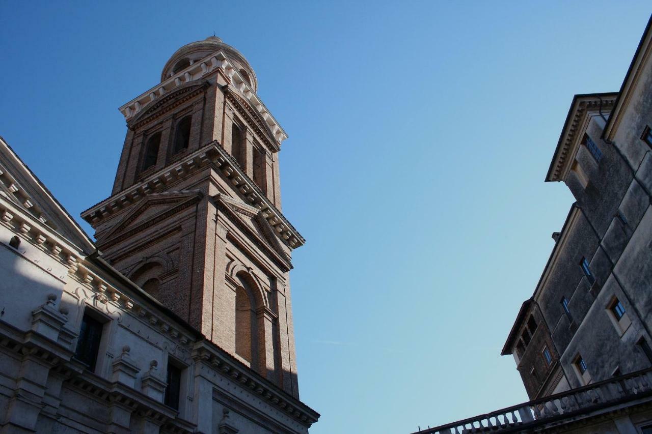 B&B Casa Dei Poeti Mantova Bagian luar foto